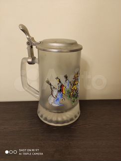 Немецкая пивная кружка с крышкой матовая