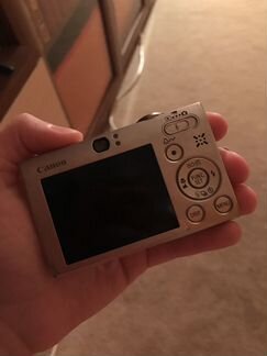 Компактный фотоаппарат