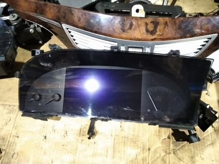 Монитор торпеды Mercedes W221