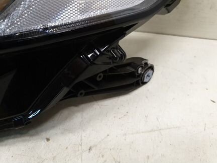 Фара передняя левая Toyota Camry V70 2018