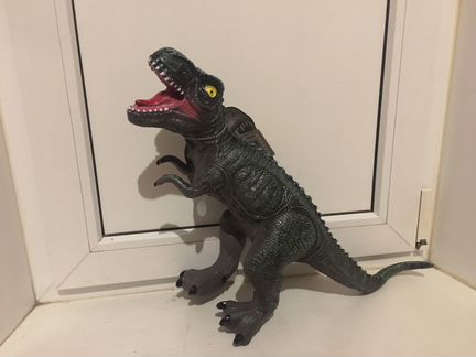 Динозавр 60 см