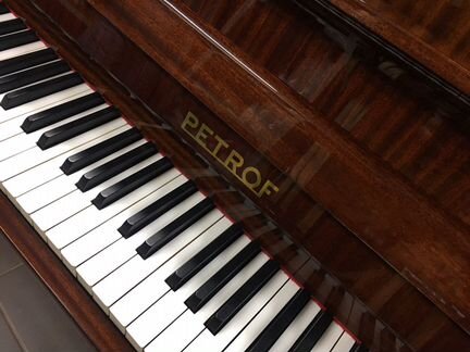 Пианино petrof