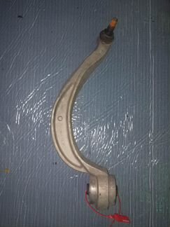 Рычаг на Audi A8 D4/4H 2012г