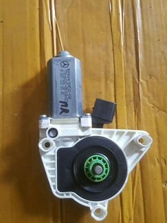 Моторчик стеклоподъемника Мерседес A2078200642