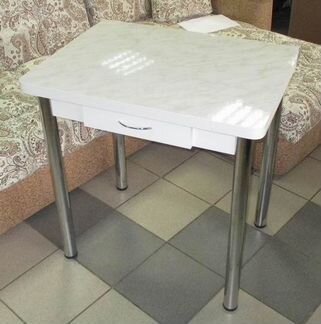 Стол раскладной 60х80 с ящиком для приборов.Новый